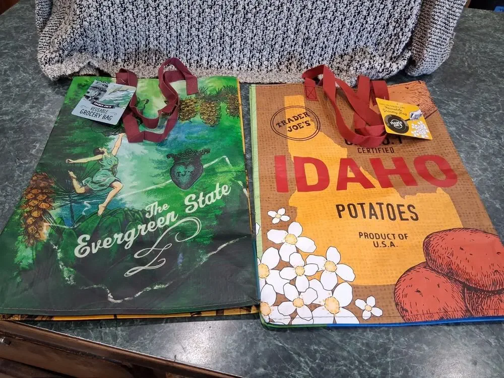 Trader Joe's WASHINGTON STATE & Idaho Regional Reusable Grocery Tote Set 2 Bags
